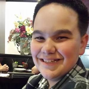 Meet your Posher, Maira